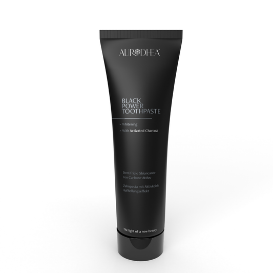 Dentifricio sbiancante con carbone attivo
